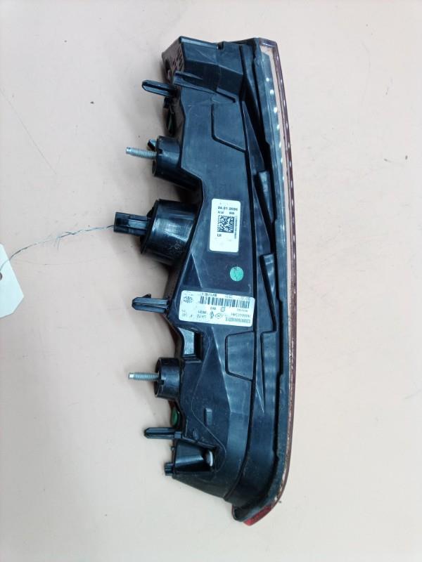 Feu arriere secondaire gauche (feux) RENAULT CAPTUR 2 Diesel - 1
