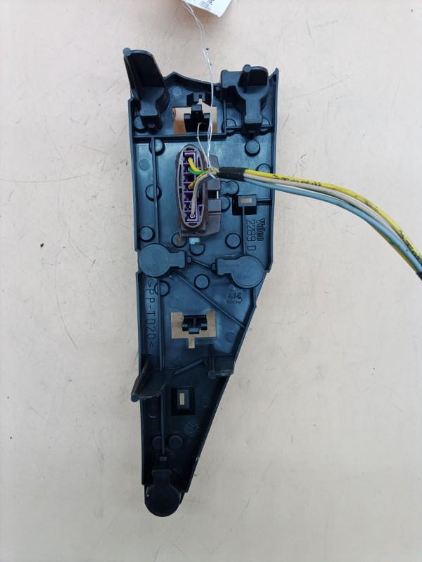 Base portalampade fanale posteriore destro PEUGEOT 406 COUPE Gasolina - 1
