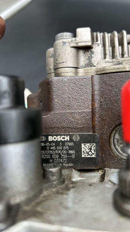 Pompe à injection RENAULT ESPACE 4 PHASE 1 Diesel - 1
