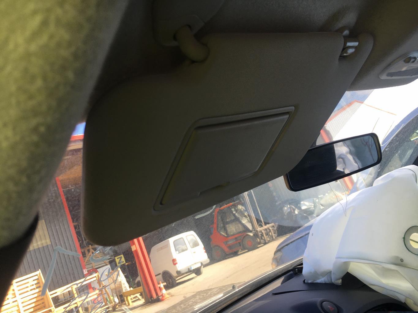 Visiera parasole sinistra NISSAN JUKE 1 PHASE 1 Diésel - 1