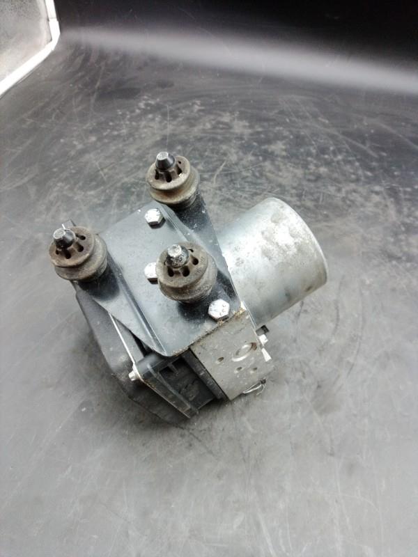 Blocco ABS (antibloccaggio freni) AUDI A4 3 AVANT PHASE 1 BREAK Diésel - 1