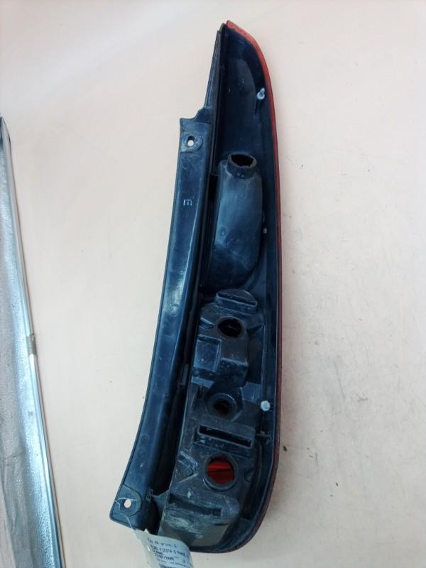 Fanale posteriore principale sinistro (luci) FORD FIESTA 5 PHASE 2 Diésel - 1
