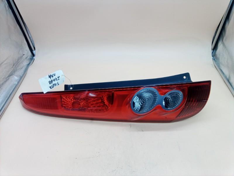 Fanale posteriore principale sinistro (luci) FORD FIESTA 5 PHASE 2 Diésel - 1