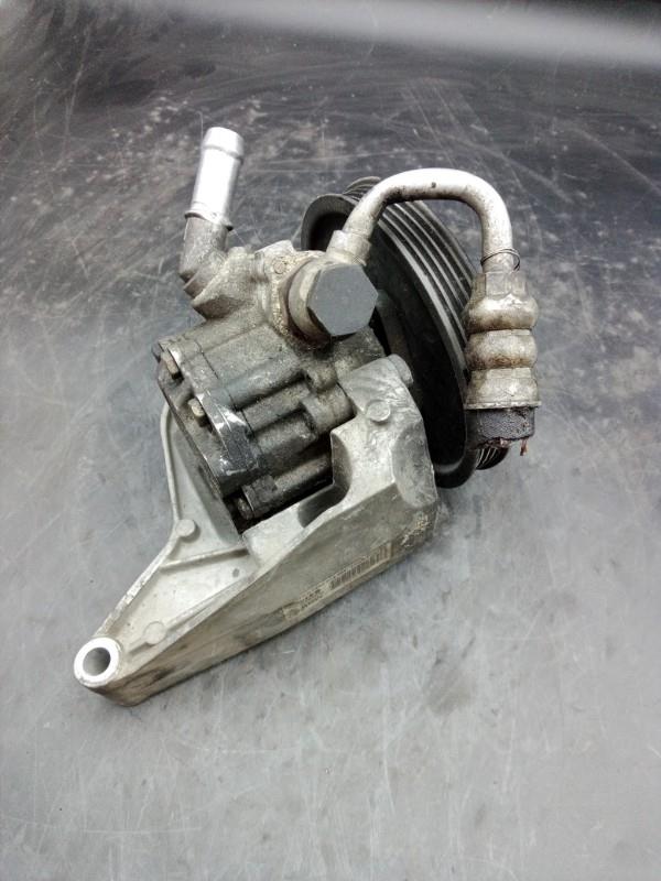 Pompe de direction BMW SERIE 1 E87 PHASE 1 Diesel - 1