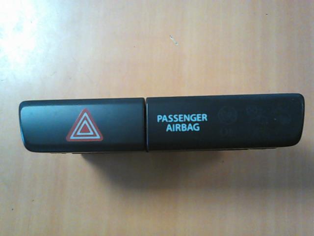 Bouton de warning SUZUKI VITARA 2 PHASE 1 Essence - 1