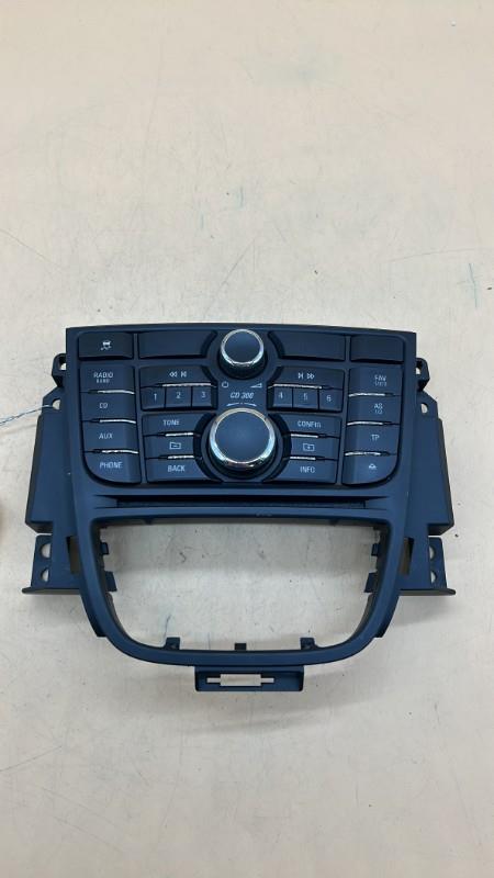 Commande autoradio OPEL ASTRA J SPORTS TOURER PHASE 1 BREAK Diesel - 1