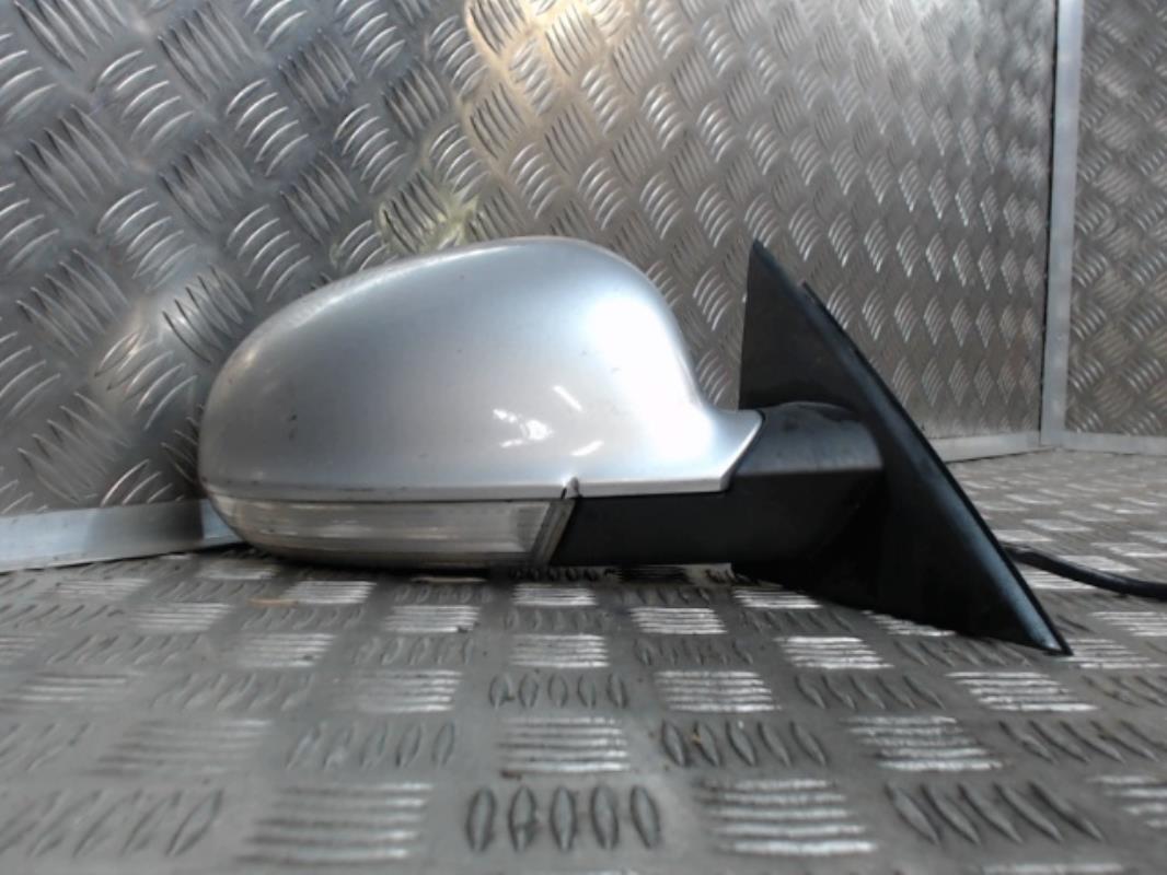 Retrovisor derecho VOLKSWAGEN PASSAT 4 PHASE 2 Diésel - 1