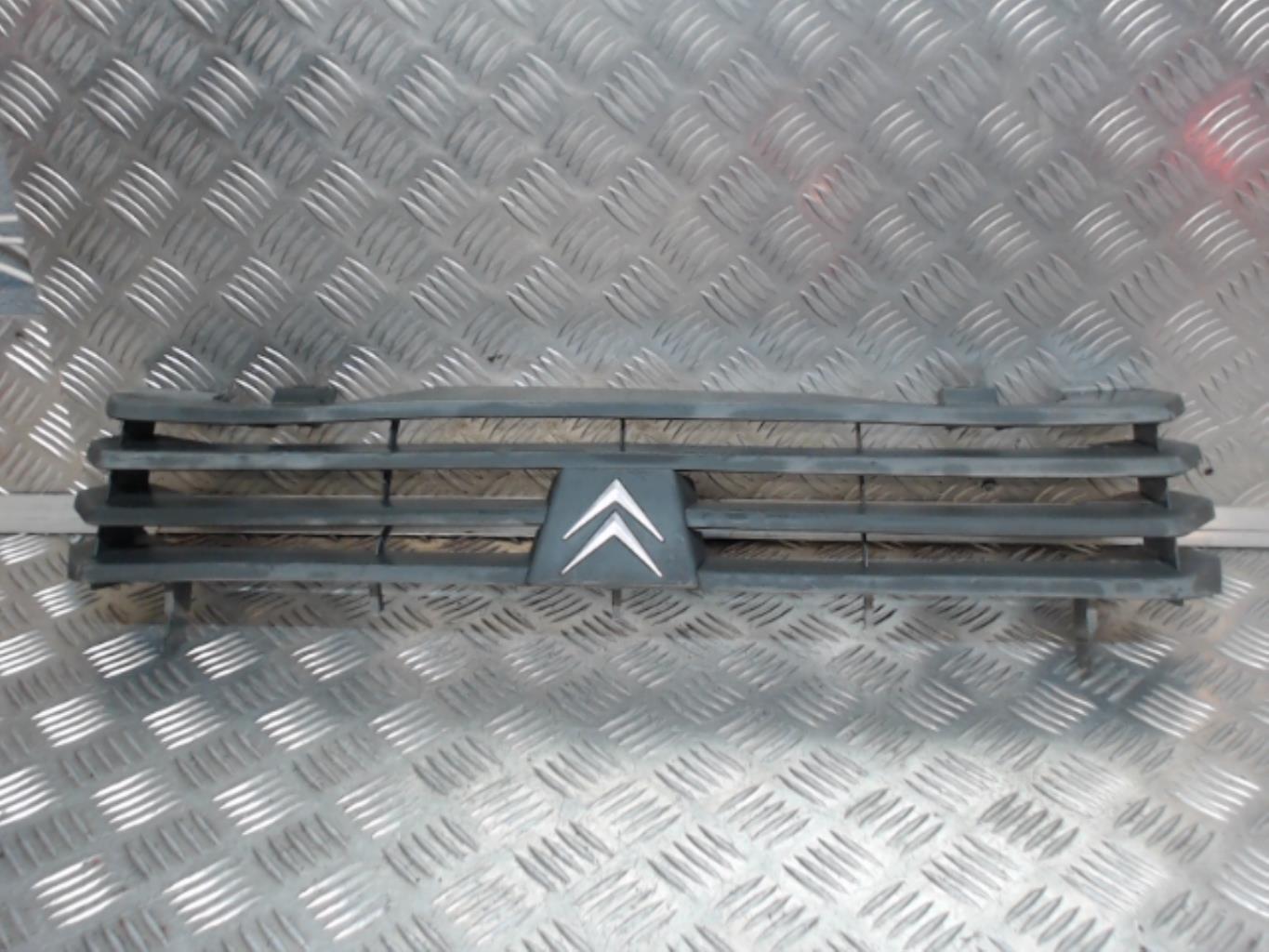 Calandre CITROEN C15 Diesel - 1