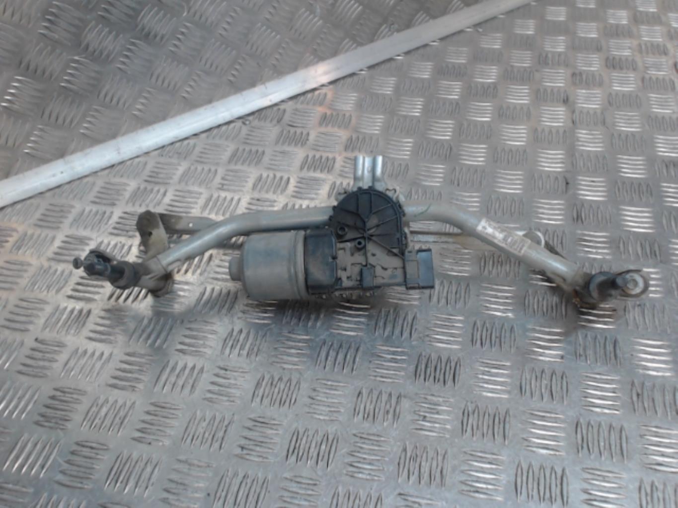 Motore tergicristallo anteriore PEUGEOT 208 1 PHASE 1 Diésel - 1