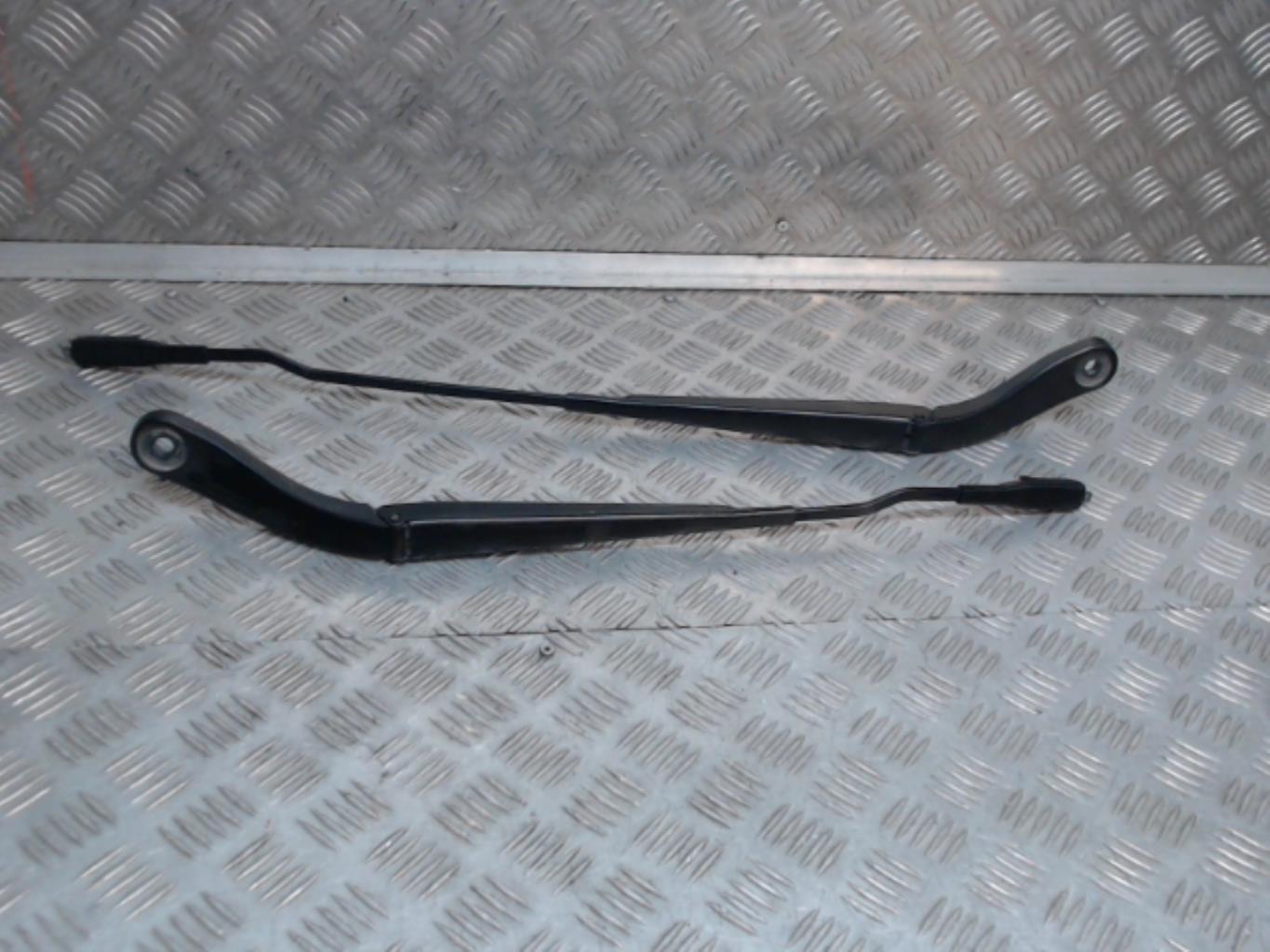 Bras essuie glace avant FORD C-MAX 2 PHASE 1 Diesel - 1