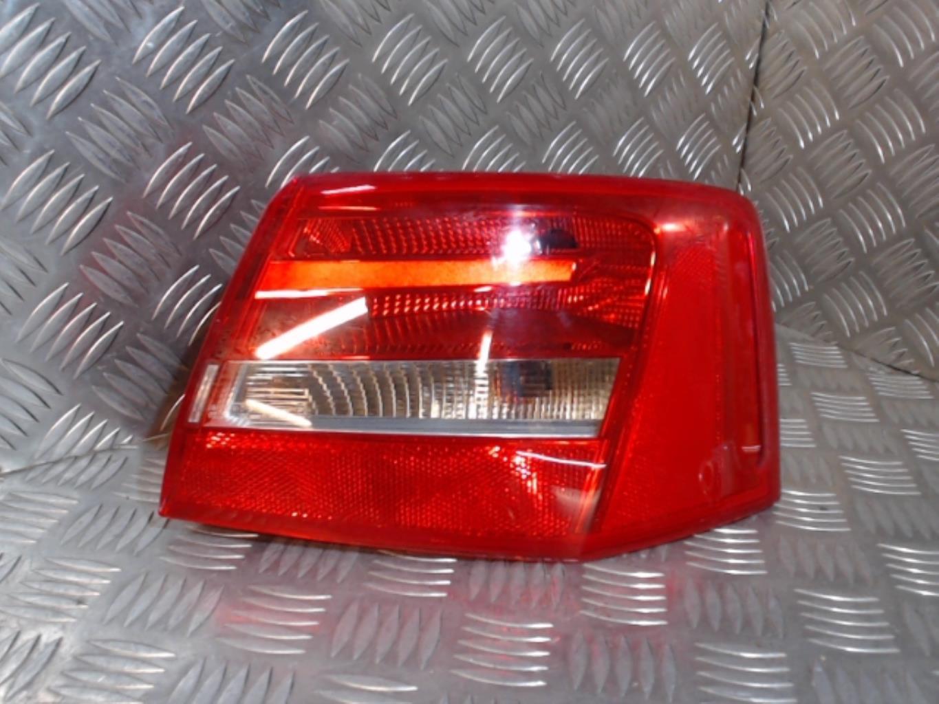 Fanale posteriore principale destro (luci) AUDI A6 4 PHASE 1 Diésel - 1