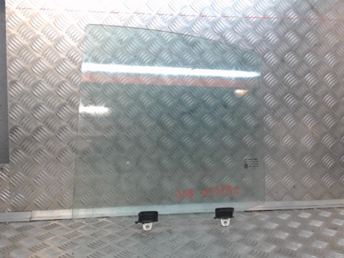 Vetro posteriore sinistro NISSAN MICRA 4 PHASE 2  - 1
