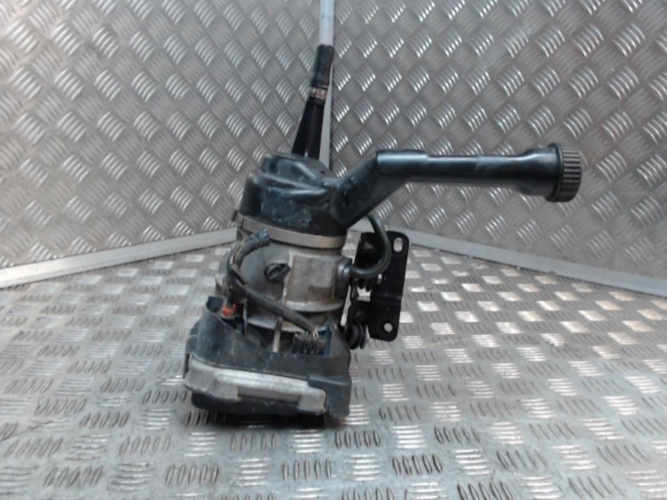 Pompe de direction CITROEN C4 PICASSO 1  - 1