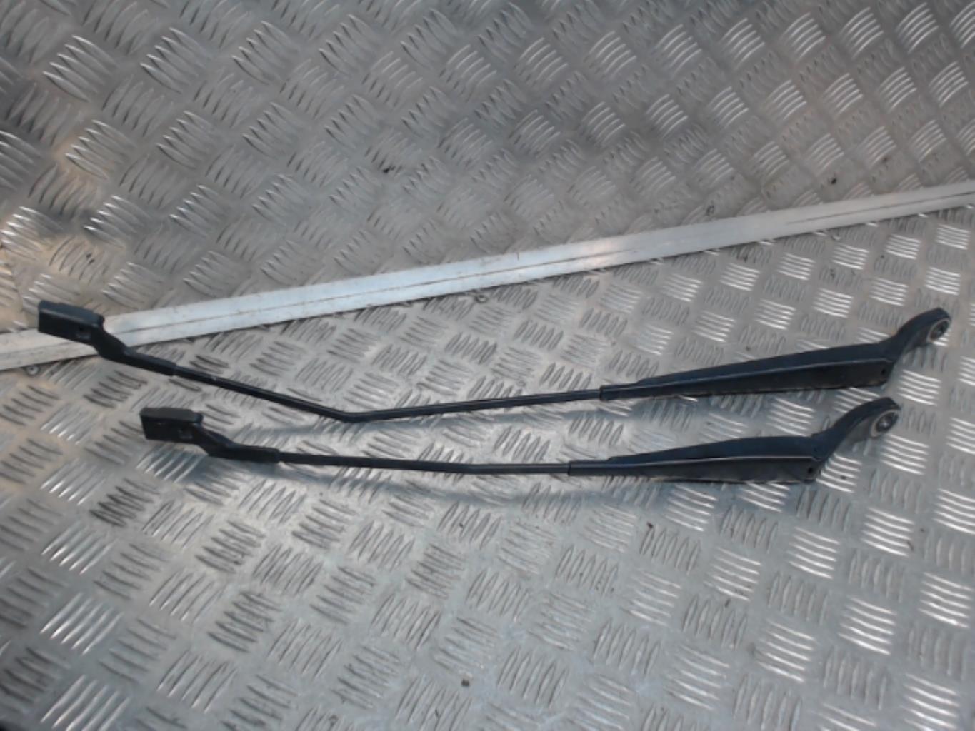 Braccio tergicristallo anteriore PEUGEOT 2008 1 PHASE 1 Diésel - 1