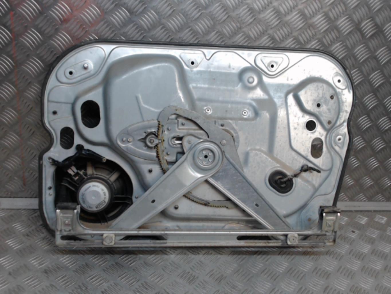 Alzacristalli elettrico anteriore sinistro FORD FOCUS 2 PHASE 2 Diésel - 1
