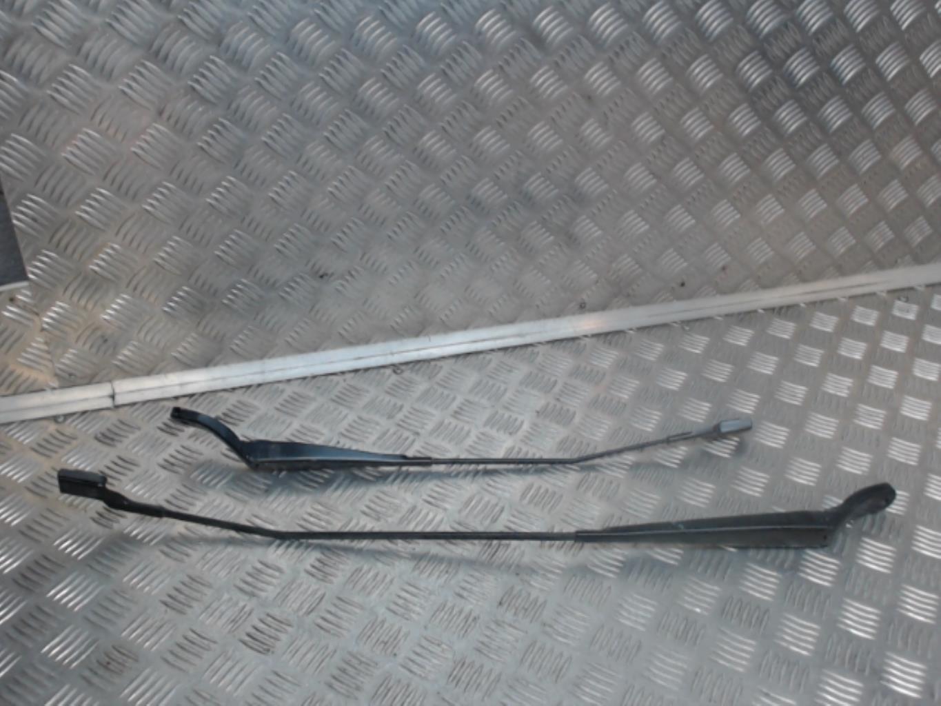 Braccio tergicristallo anteriore CITROEN BERLINGO 2 PHASE 3 Diésel - 1