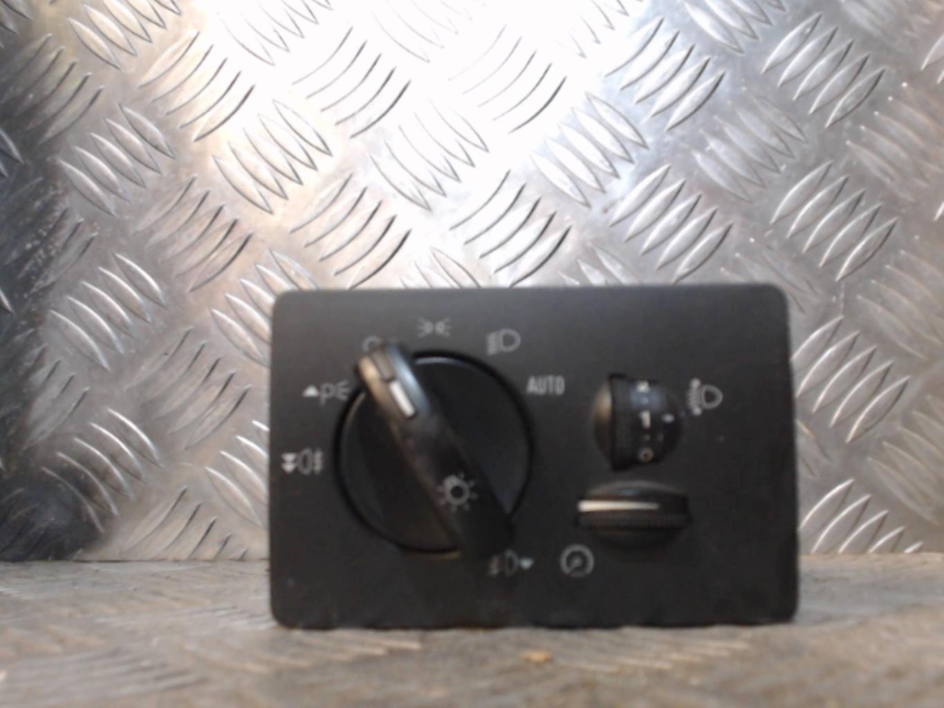 Commande de phare FORD C-MAX 1 PHASE 1  - 1