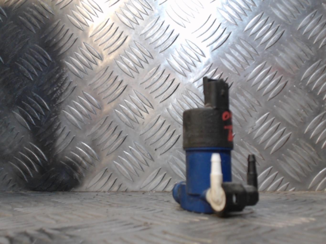 Pompa lavacristalli anteriore RENAULT CLIO 3 PHASE 2 Gasolina - 1