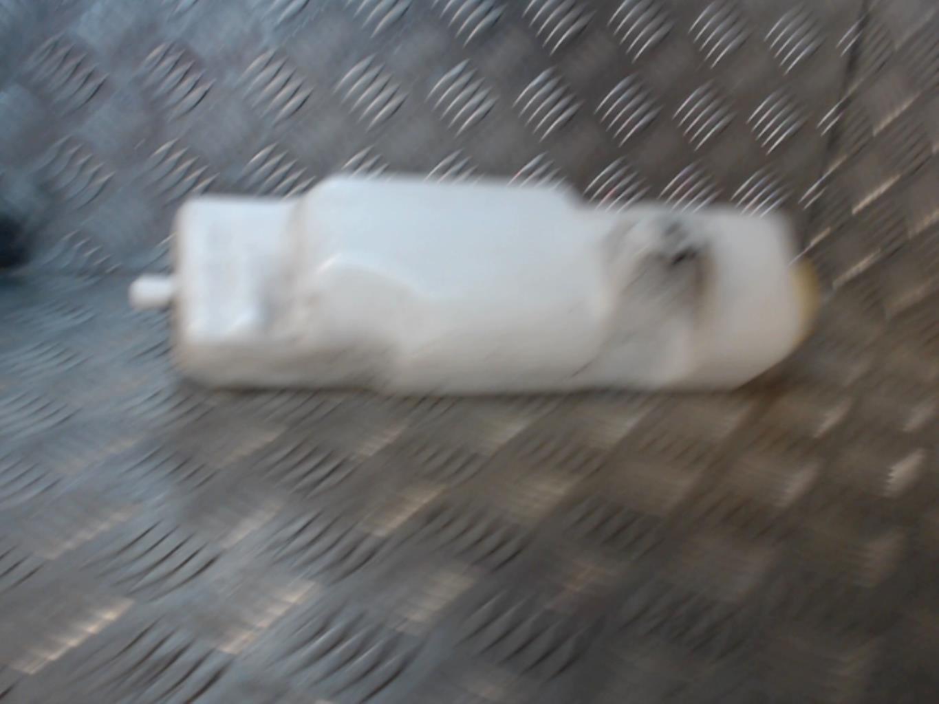 Vase de lave glace RENAULT TWINGO 3  - 1