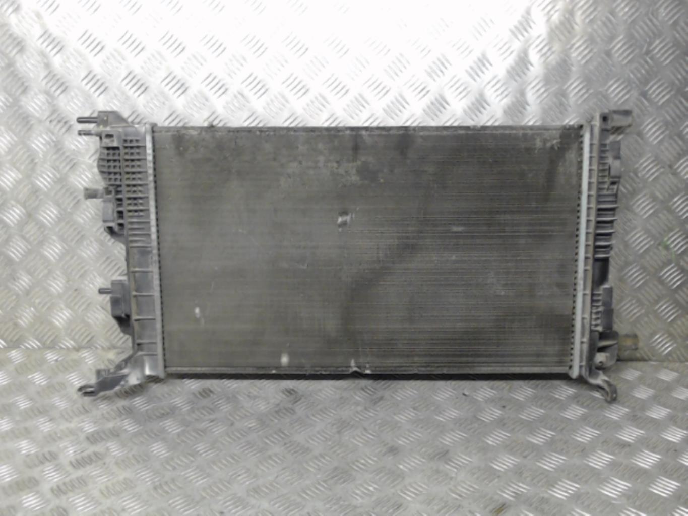 Radiateur eau RENAULT MEGANE 3 PHASE 2 BREAK  - 1