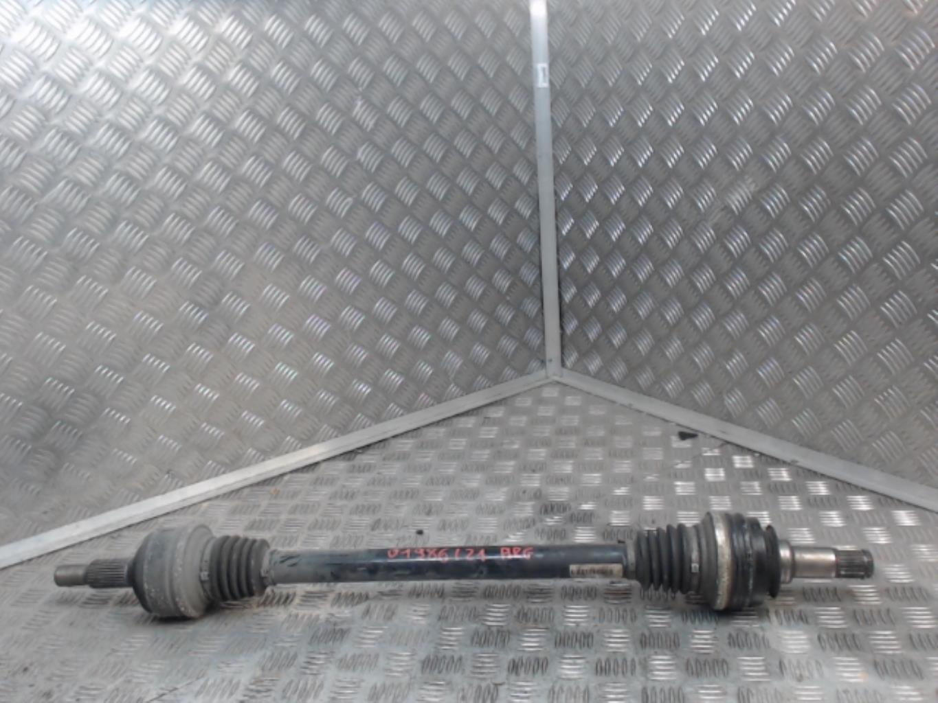 Giunto cardanico posteriore sinistro (trasmissione) PORSCHE CAYENNE 2 PHASE 1 Diésel - 1