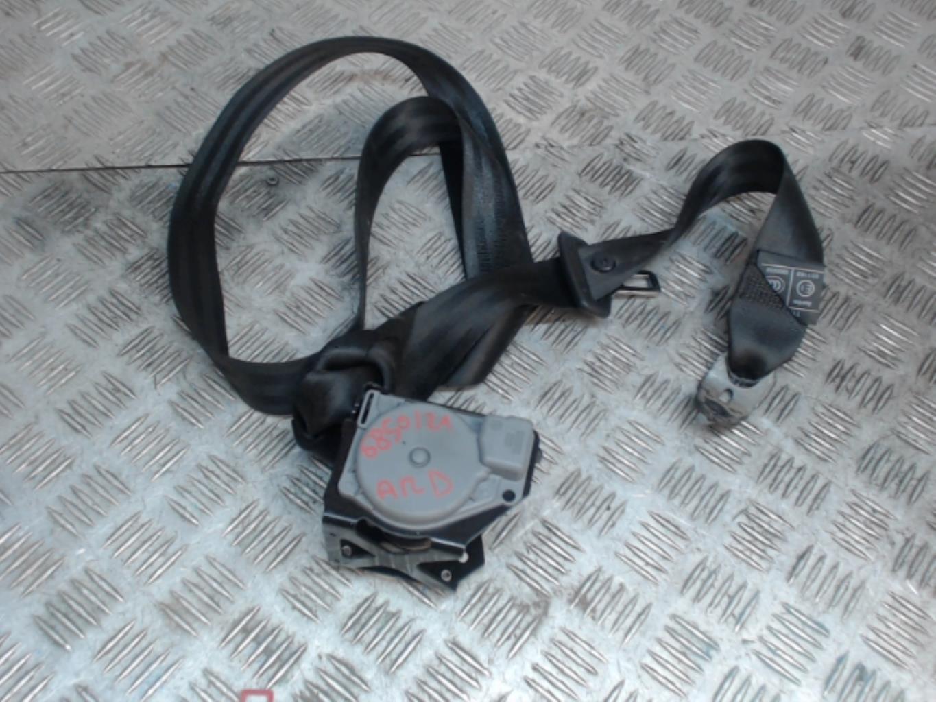 Cintura di sicurezza posteriore destra AUDI A1 1 PHASE 1  - 1