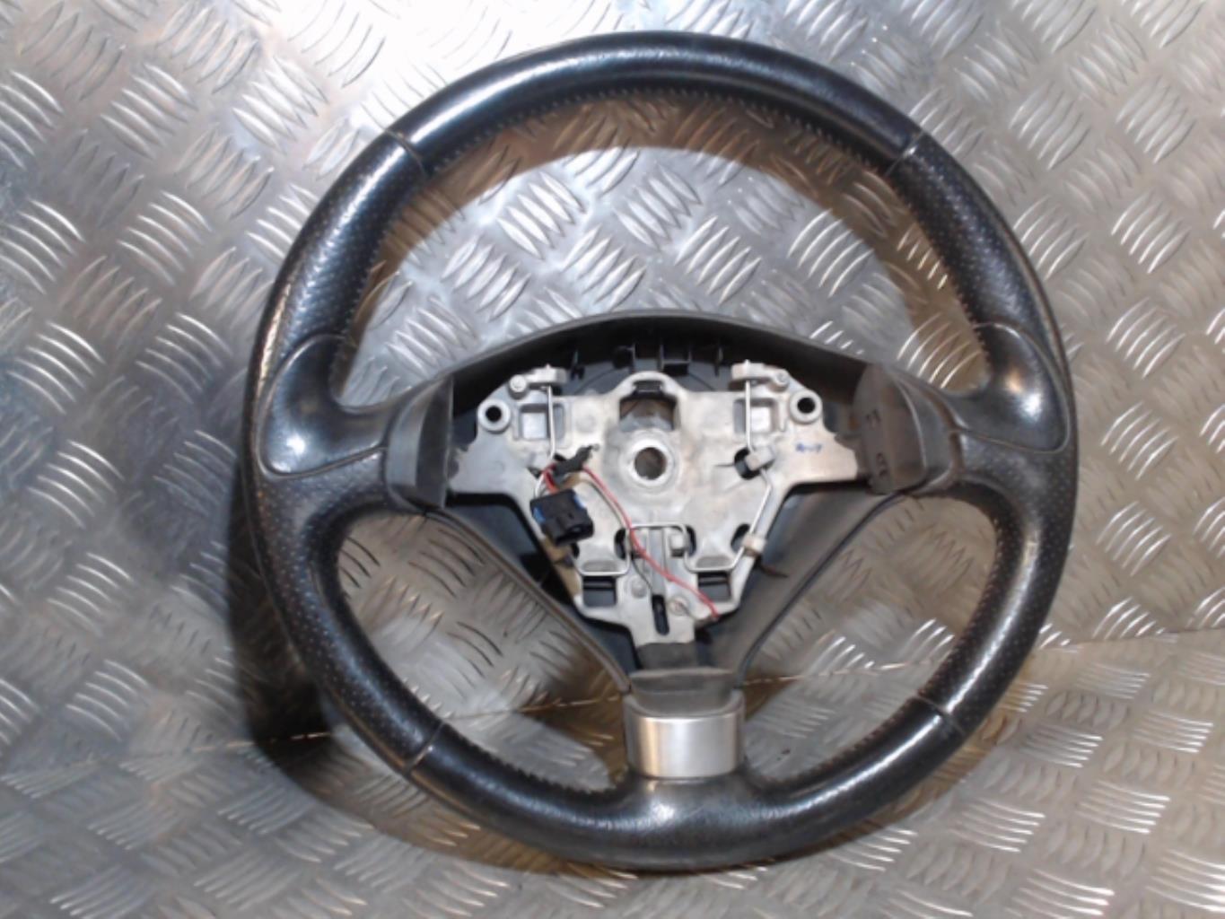Volant PEUGEOT 407 COUPE Essence - 1