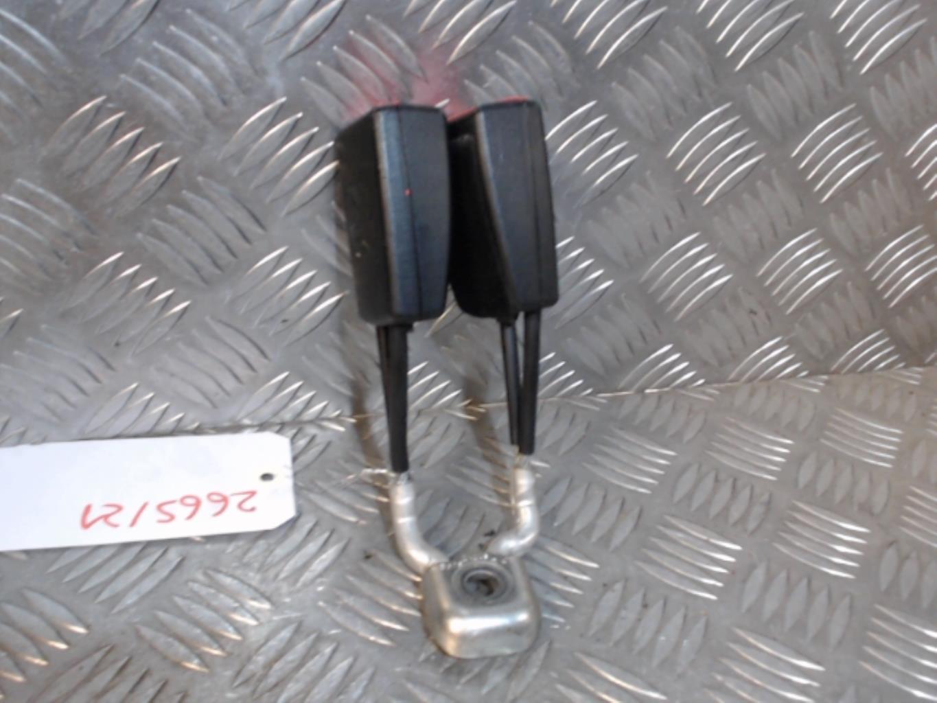 Aggancio cintura sicurezza posteriore centrale SEAT IBIZA 4 PHASE 2 Diésel - 1