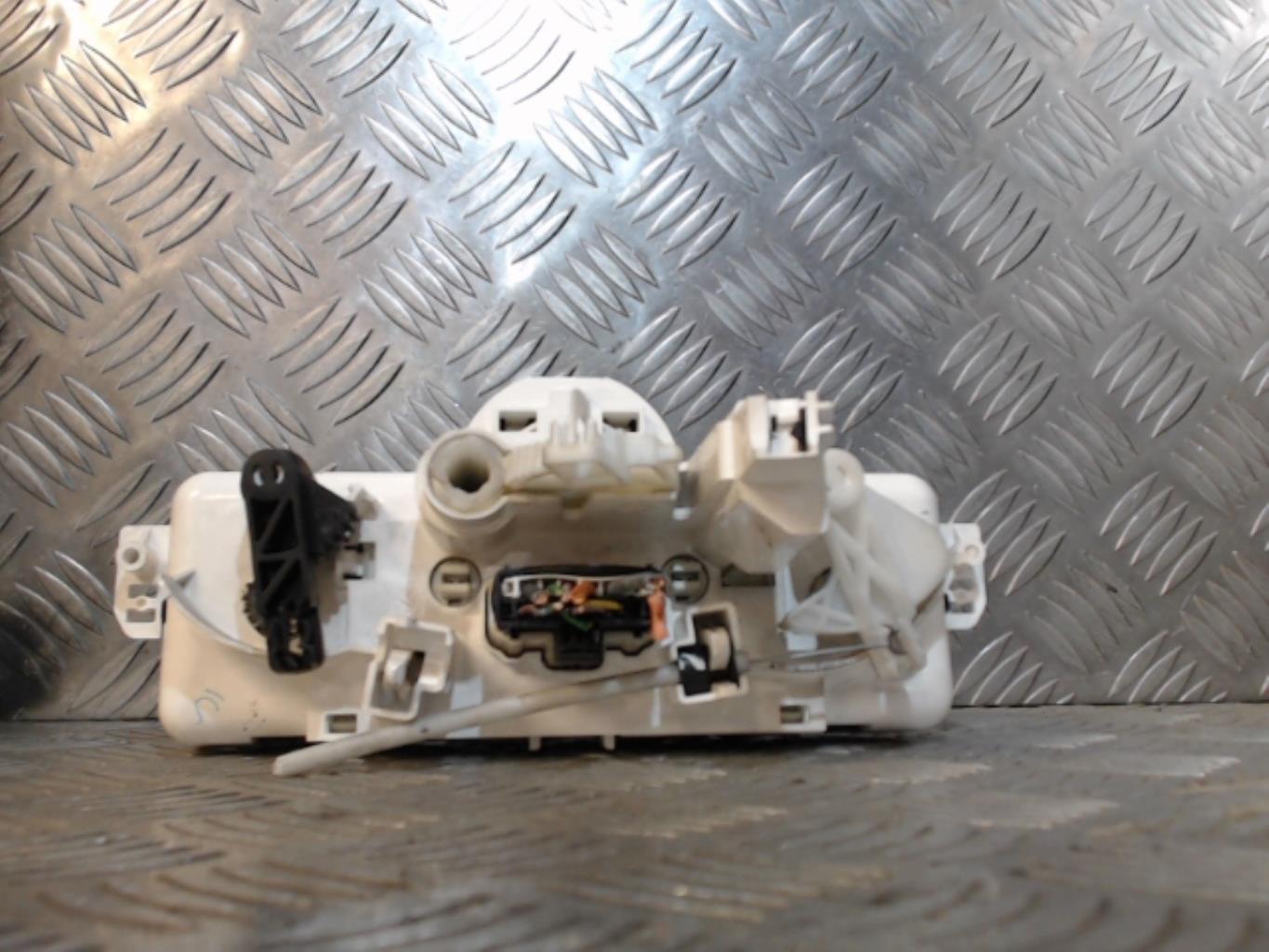 Commande chauffage RENAULT CLIO 3 PHASE 2 Diesel - 1