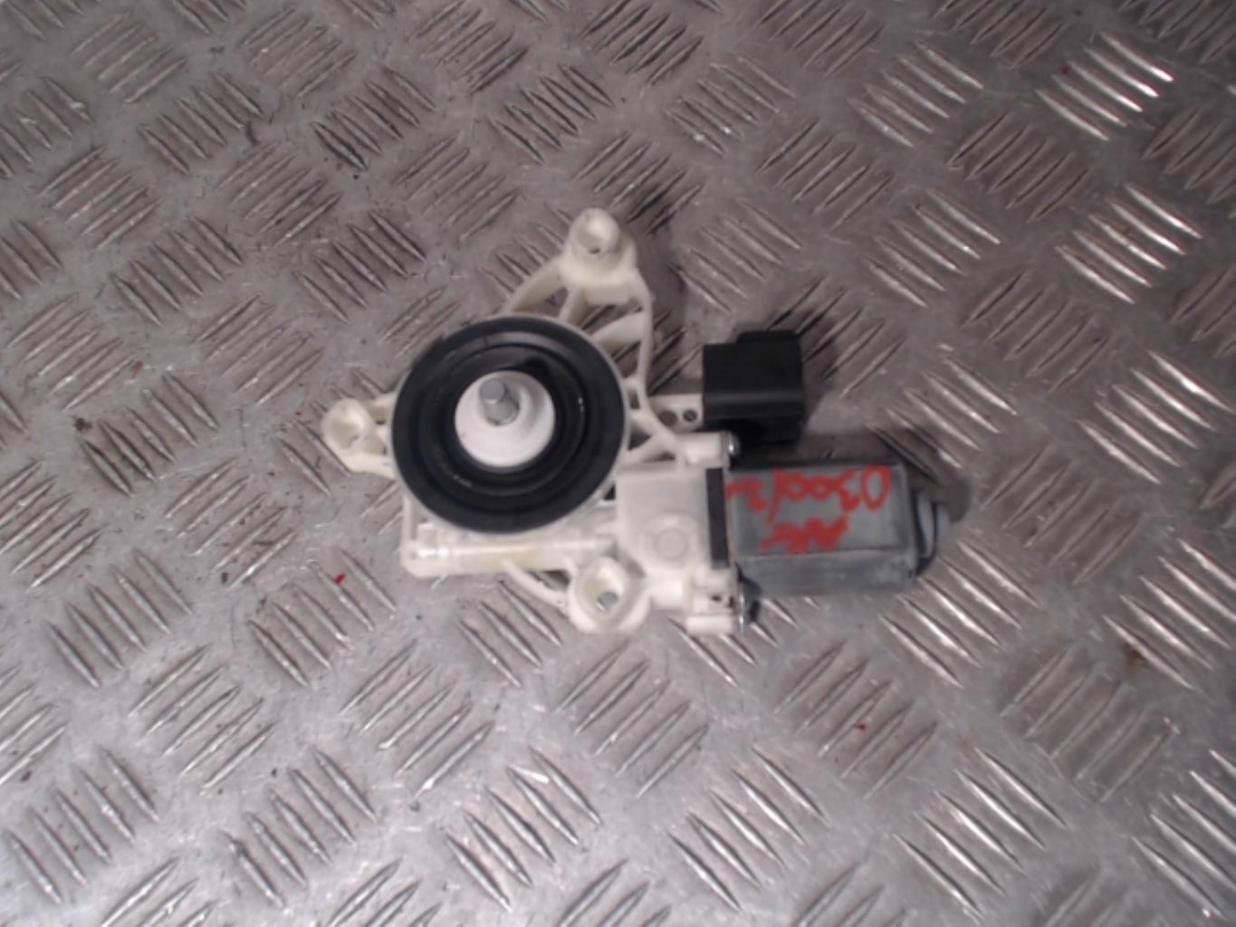 Motore alzacristalli anteriore sinistro FORD FIESTA 7 PHASE 1 Gasolina - 1