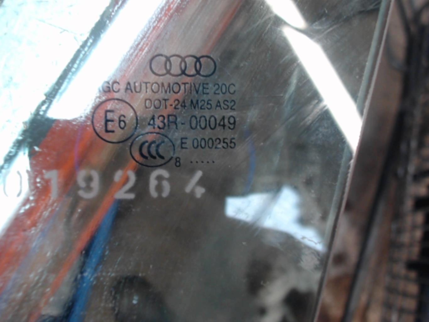 Vitre avant gauche AUDI A3 3 CABRIO PHASE 2  - 1