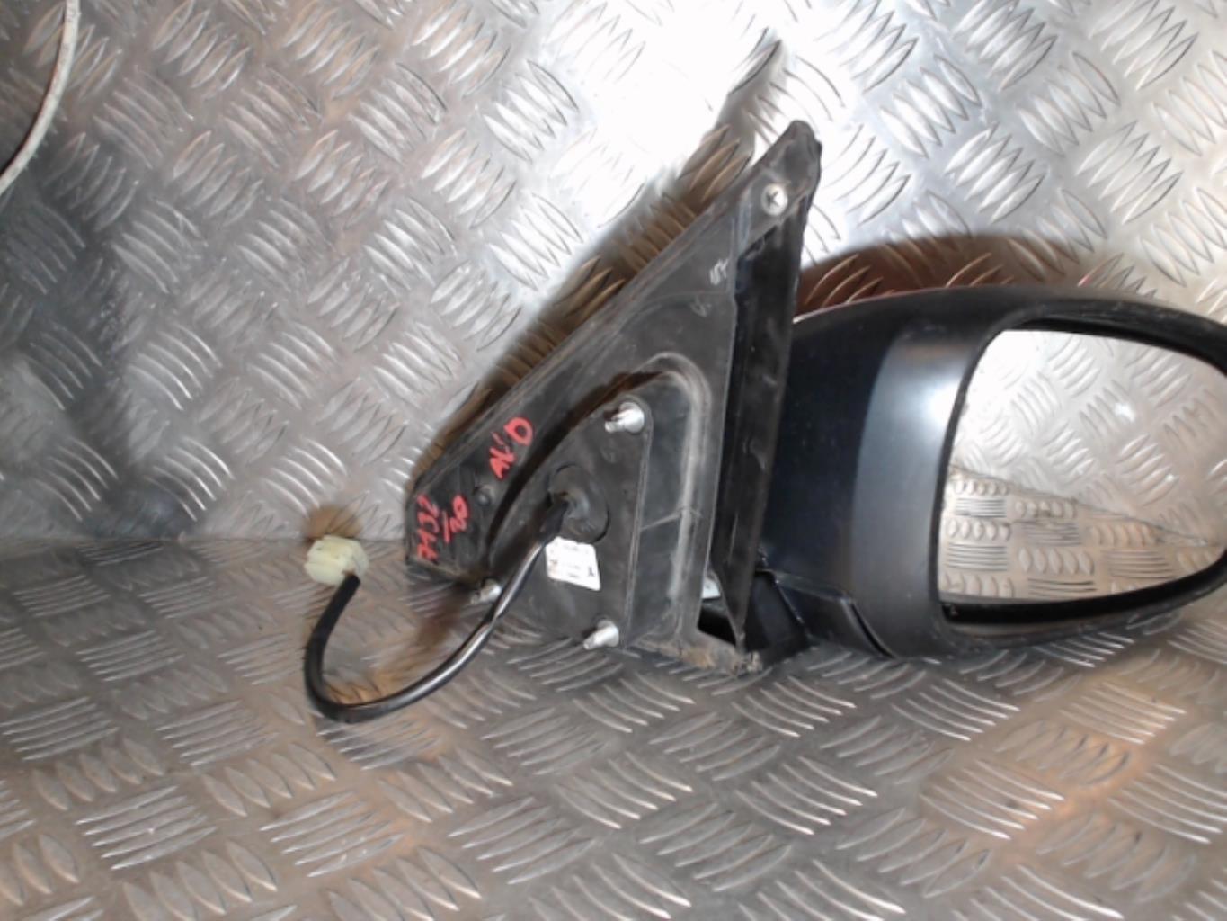 Retrovisor derecho SUZUKI SWIFT 3  - 1