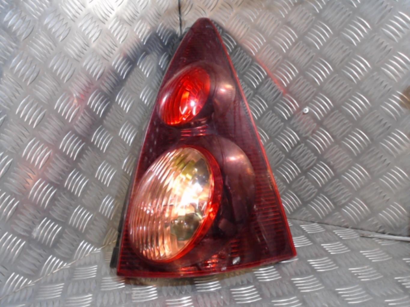Fanale posteriore principale destro (luci) PEUGEOT 107 PHASE 3 Gasolina - 1