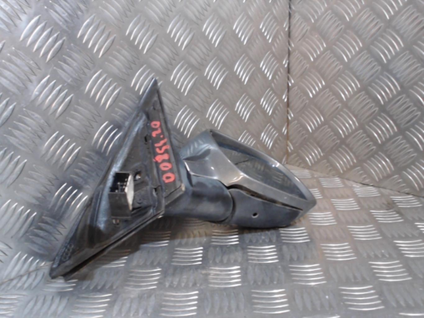 Retroviseur droit AUDI A6 2  - 1