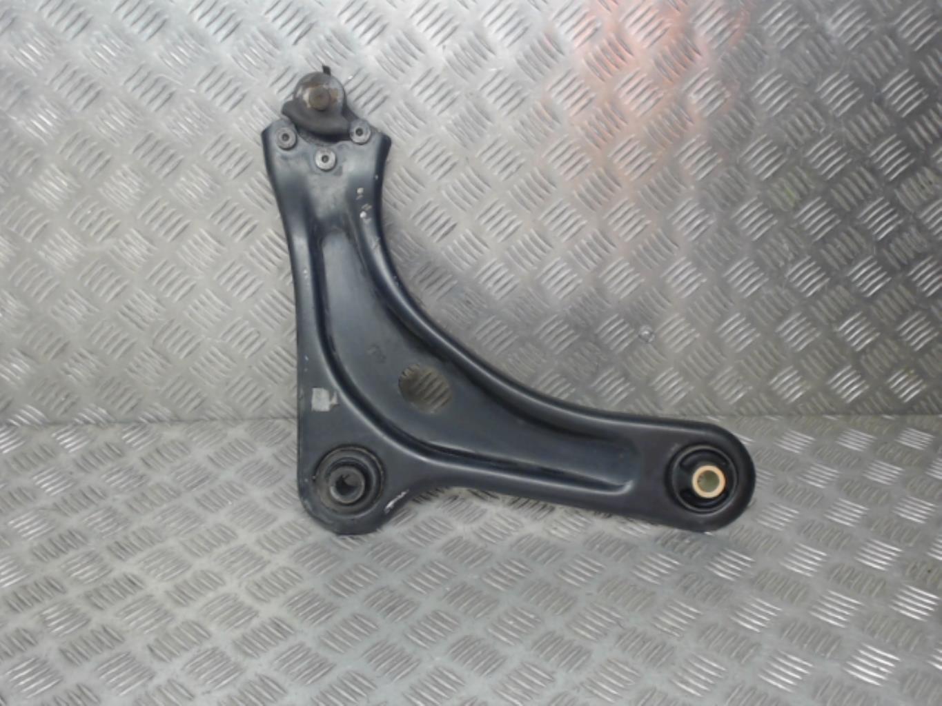 Triangolo inferiore anteriore destro PEUGEOT 208 PHASE 2 Gasolina - 1