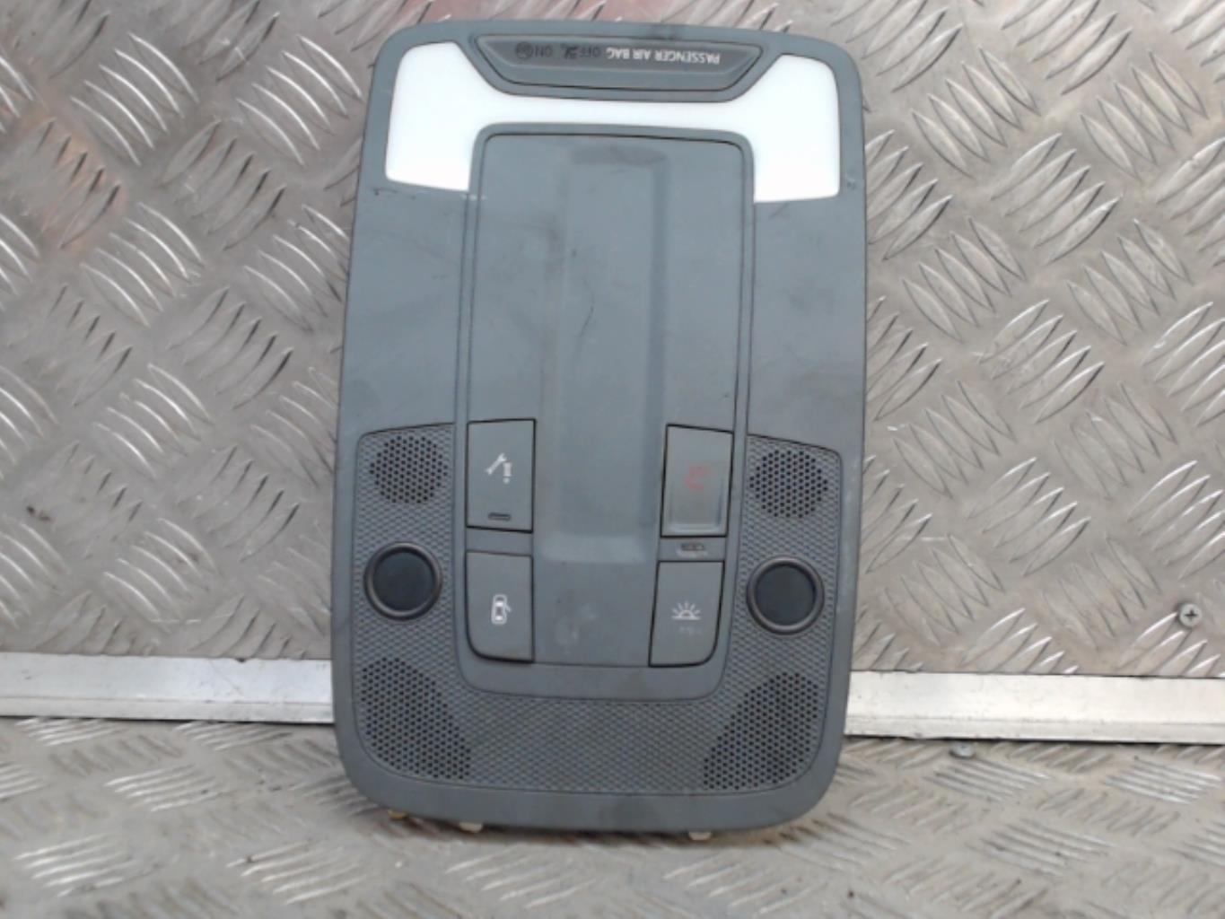 Eclairage de plafonnier AUDI A3 Diesel - 1