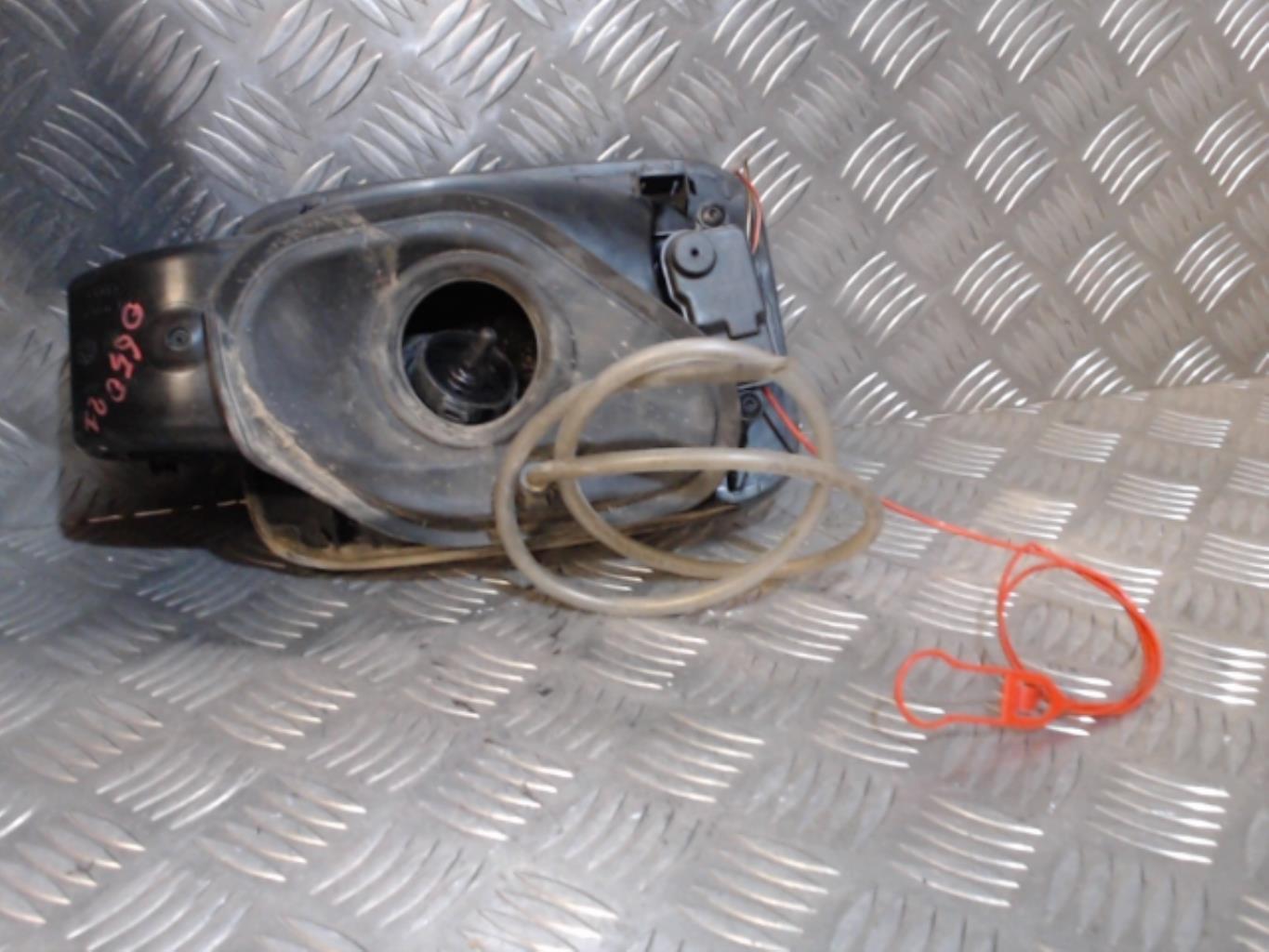 Trappe d'essence AUDI Q3 1  - 1