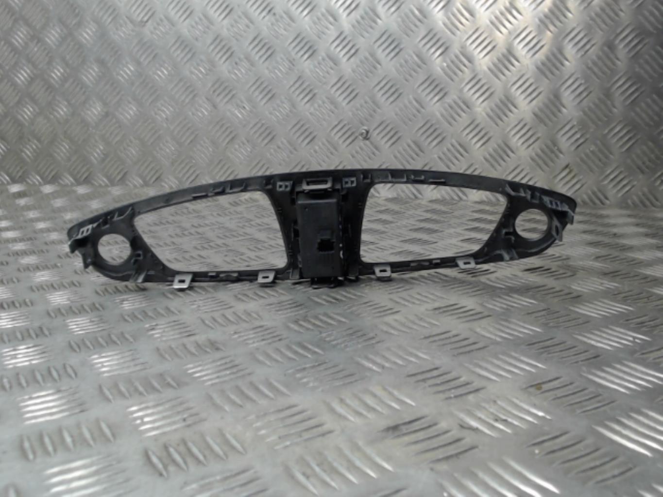 Interruttore luci emergenza RENAULT GRAND SCENIC 3 PHASE 1 Diésel - 1