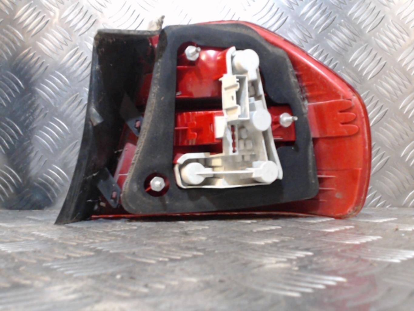 Fanale posteriore principale sinistro (luci) BMW SERIE 3 E90 PHASE 1  - 1