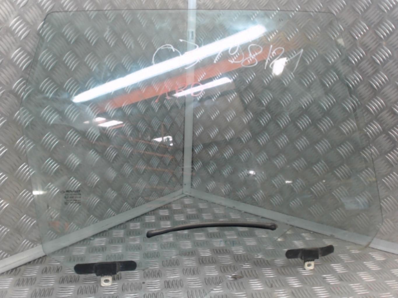 Vetro posteriore destro RENAULT SCENIC 3 PHASE 1 Diésel - 1