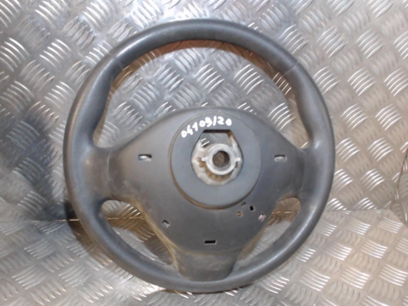 Volant RENAULT CLIO 4 PHASE 1  - 1