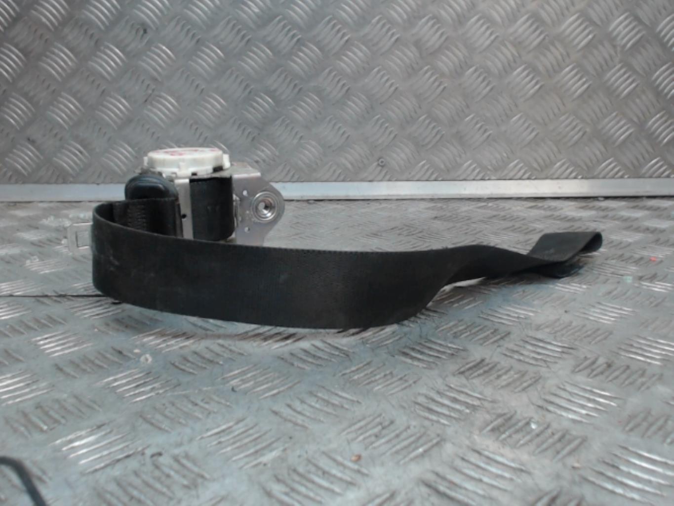 Ceinture avant gauche FORD FOCUS 2 PHASE 2 CABRIOLET Diesel - 1