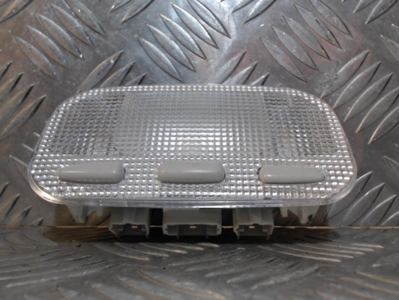 Luce di cortesia PEUGEOT 407 COUPE Diésel - 1