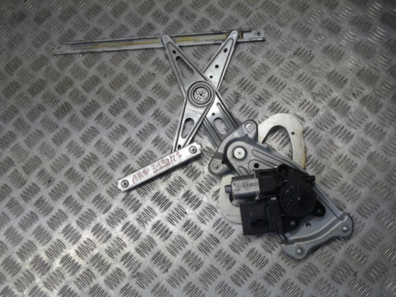 Alzacristalli elettrico posteriore sinistro RENAULT SCENIC 3 PHASE 1 Diésel - 1