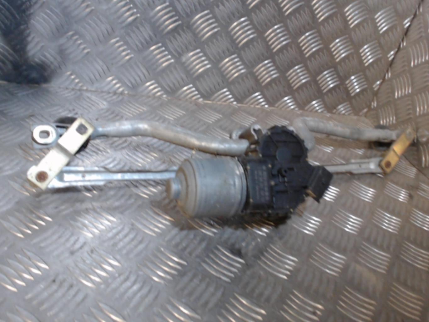 Moteur essuie glace avant RENAULT CLIO 2 PHASE 1  - 1