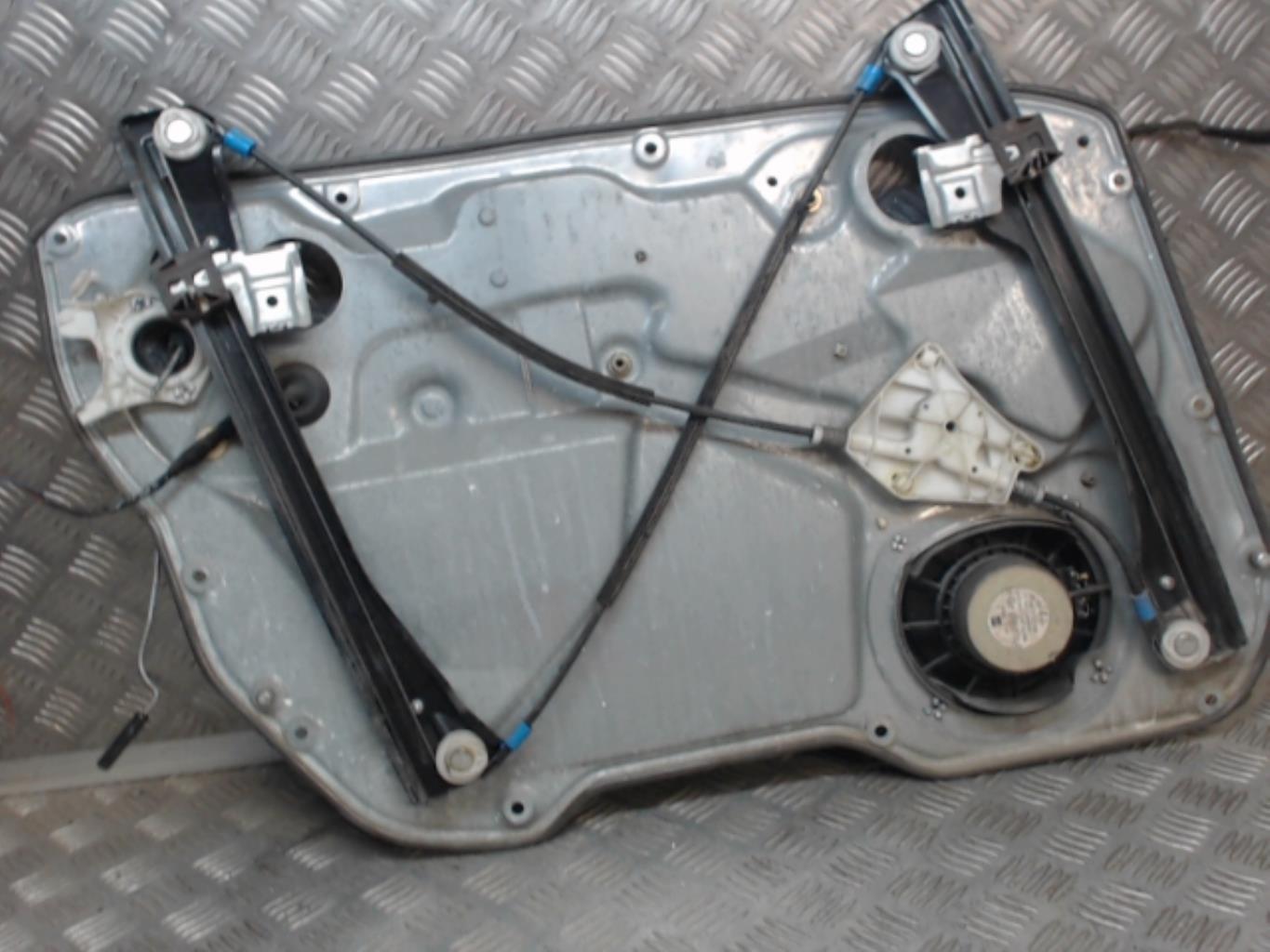 Alzacristalli elettrico anteriore destro SEAT IBIZA 3 PHASE 1  - 1