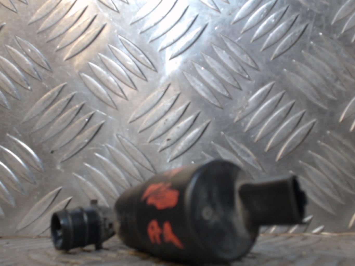 Pompa lavacristalli posteriore PEUGEOT 107 PHASE 3 Gasolina - 1