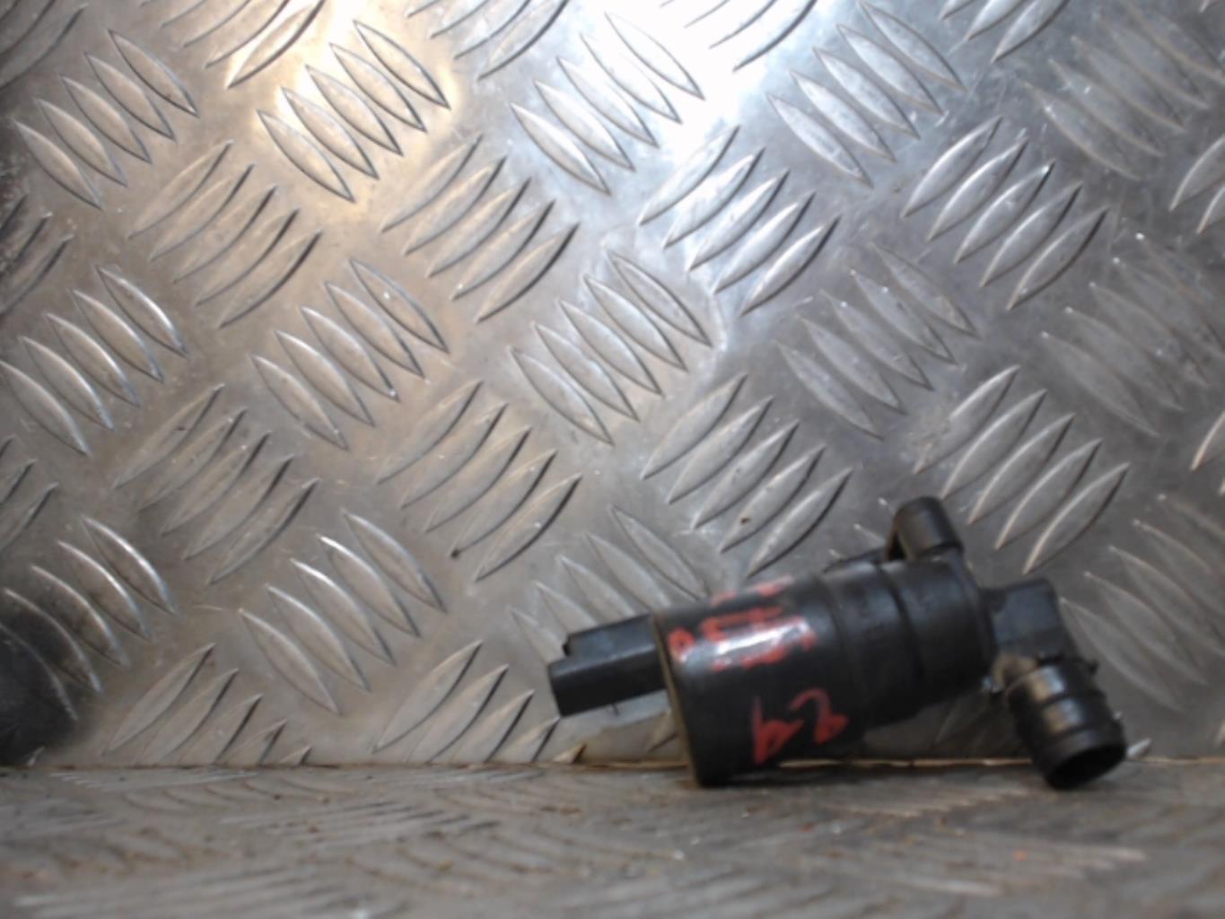 Pompa lavacristalli anteriore PEUGEOT 107 PHASE 3 Gasolina - 1