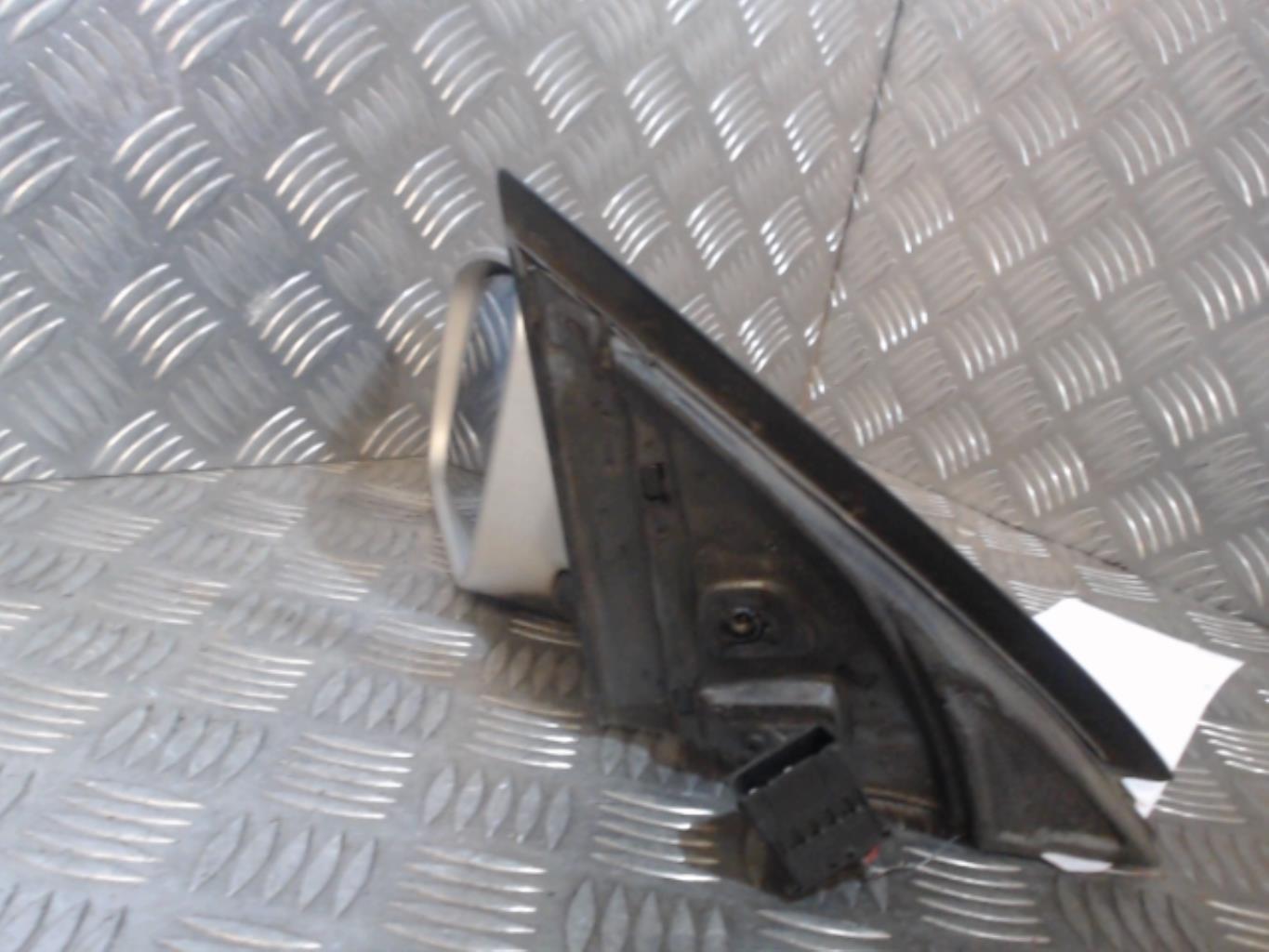Retrovisor izquierdo AUDI A6 2 PHASE 1 Diésel - 1