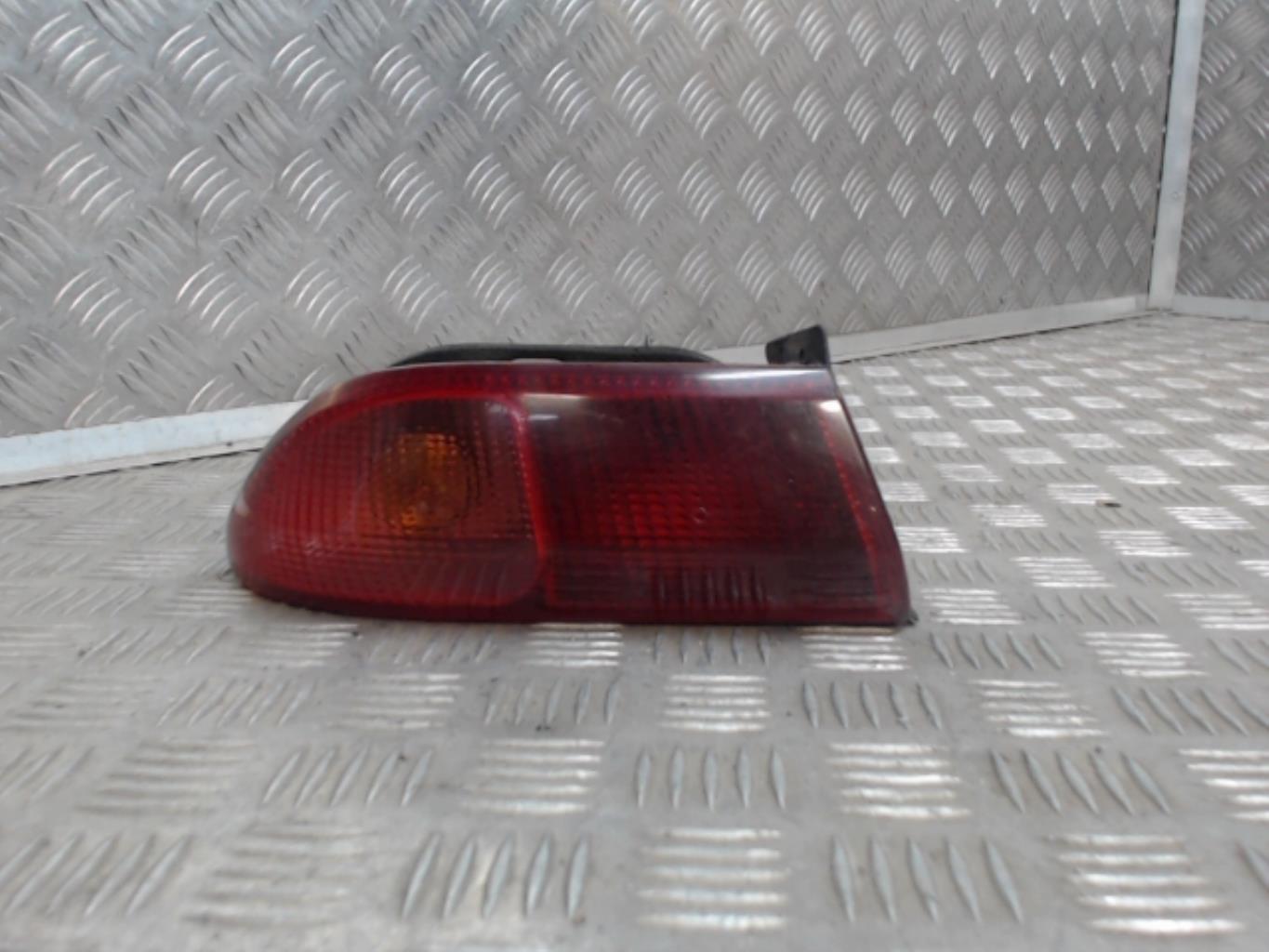 Fanale posteriore principale sinistro (luci) ALFA ROMEO 156 PHASE 3 BREAK Diésel - 1